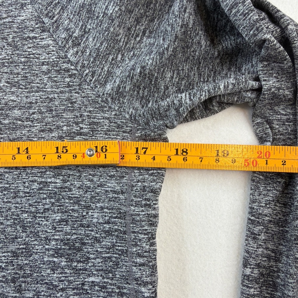 Athleta Womens XS Gray Hooded Pullover Top Long Sleeve Heathered Activewear - Picture 7 of 8